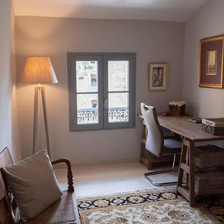 Cozy Nest In The Center Of Isle Sur La Sorgue For 4 People Apartment